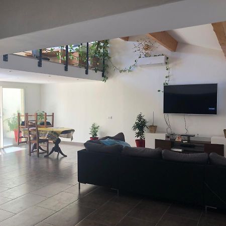 Maison De Village Avec Patio Bessan Eksteriør billede
